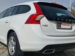 Biały Używany 2017 Volvo V60 Dynamic Kombi | 49 900 zł (Super Cena)