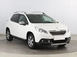Biały Używany 2015 Peugeot 2008 SUV | 32 499 zł (Uczciwa cena)