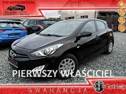 Czarny (metalik) Używany 2012 Hyundai i30 Comfort Hatchback | 30 800 zł