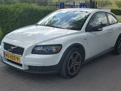 Biały Używany 2009 Volvo C30 Hatchback | 16 700 zł (Uczciwa cena)