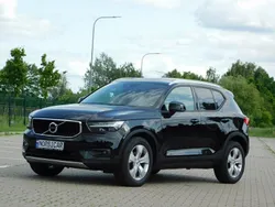 Czarny Używany 2020 Volvo XC40 SUV | 88 888 zł (Uczciwa cena)