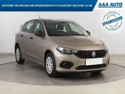 Beżowy Używany 2020 Fiat Tipo | 42 999 zł (Uczciwa cena)