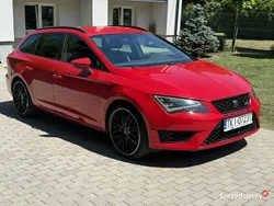 Czerwony Używany 2015 Cupra Leon Kombi | 54 900 zł (Uczciwa cena)
