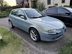 Srebrny (metalik) Używany 2004 Alfa Romeo 147 Hatchback | 4500 zł