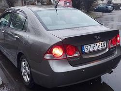 Beżowy Używany 2007 Honda Civic Sedan/Limuzyna | 12 000 zł