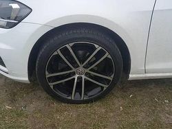Biały Używany 2019 VW Golf VII Hatchback | 55 000 zł (Dość drogi)