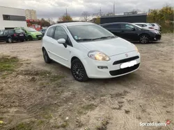 Biały Używany 2015 Fiat Punto Hatchback | 12 900 zł