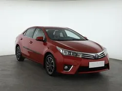 Czerwony Używany 2014 Toyota Corolla Sedan/Limuzyna | 48 499 zł (Dość drogi)