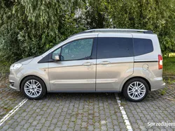 Używany 2016 Ford Tourneo Courier Minivan | 27 500 zł (Uczciwa cena)