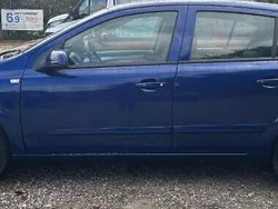 Niebieski Używany 2007 Opel Astra Hatchback | 7000 zł (Super Cena)