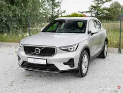 Szary Używany 2023 Volvo XC40 Core SUV | 131 800 zł (Dobra cena)