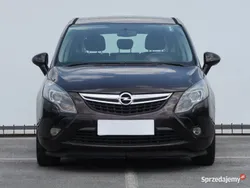 Brązowy Używany 2016 Opel Zafira Minivan | 40 999 zł (Uczciwa cena)