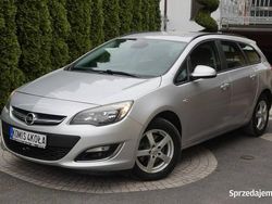 Srebrny Używany 2012 Opel Astra Kombi | 17 900 zł (Uczciwa cena)