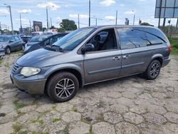 Szary Używany 2006 Chrysler Grand Voyager Minivan | 15 900 zł