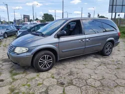 Szary Używany 2006 Chrysler Grand Voyager Minivan | 15 900 zł