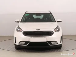 Biały Używany 2016 Kia Niro SUV | 62 999 zł (Uczciwa cena)