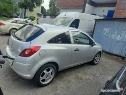 Srebrny Używany 2010 Opel Corsa Hatchback | 8200 zł (Dobra cena)