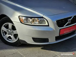 Srebrny Używany 2009 Volvo V50 Momentum Kombi | 15 900 zł (Uczciwa cena)