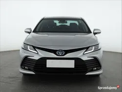 Srebrny Używany 2021 Toyota Camry Sedan/Limuzyna | 109 999 zł (Uczciwa cena)