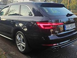 Czarny Używany 2016 Audi A4 Sport Kombi | 49 900 zł (Dobra cena)