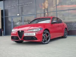 Lakier pastelowy czerwony alfa red Nowe 2025 Alfa Romeo Giulia Veloce Sedan/Limuzyna | 214 900 zł