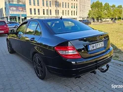 Czarny Używany 2007 Mercedes 180 Sedan/Limuzyna | 27 900 zł