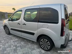 Używany 2013 Peugeot Partner Minivan | 23 900 zł (Drogi)