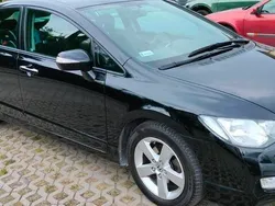 Czarny Używany 2008 Honda Civic Sedan/Limuzyna | 27 000 zł (Dość drogi)