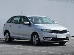 Srebrny Używany 2016 Skoda Rapid Hatchback | 29 999 zł (Dość drogi)