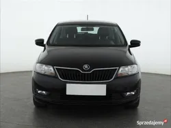 Czarny Używany 2017 Skoda Rapid Hatchback | 32 999 zł (Uczciwa cena)