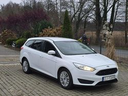 Biały Używany 2016 Ford Focus Kombi | 23 900 zł (Dobra cena)