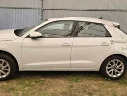 Biały Używany 2021 Audi A1 Hatchback | 21 900 zł