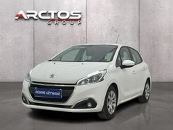 Biały Używany 2017 Peugeot 208 Active Hatchback | 27 700 zł (Uczciwa cena)