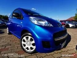Niebieski Używany 2009 Peugeot 107 Hatchback | 13 900 zł