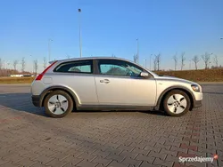 Srebrny Używany 2009 Volvo C30 Hatchback | 15 900 zł (Uczciwa cena)