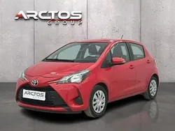 Czerwony Używany 2020 Toyota Yaris Active Hatchback | 39 900 zł (Uczciwa cena)