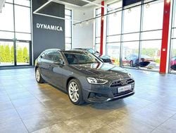 Szary Używany 2023 Audi A4 Premium Kombi | 126 900 zł
