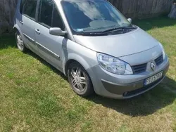 Szary Używany 2004 Renault Scénic II Minivan | 3500 zł (Uczciwa cena)