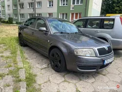 Brązowy Używany 2005 Skoda Superb Sedan/Limuzyna | 3550 zł