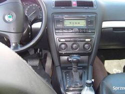 Srebrny Używany 2006 Skoda Octavia Sedan/Limuzyna | 19 900 zł (Drogi)