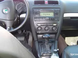 Srebrny Używany 2006 Skoda Octavia Sedan/Limuzyna | 17 900 zł (Drogi)
