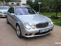 Srebrny Używany 2002 Mercedes E55 AMG AMG Sedan/Limuzyna | 99 000 zł