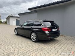 Brązowy Używany 2017 BMW 318 Luxury Line Kombi | 49 900 zł (Uczciwa cena)