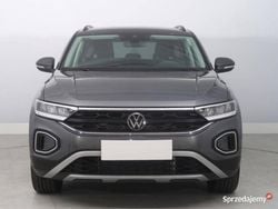 Szary Używany 2024 VW T-Roc SUV | 104 999 zł (Uczciwa cena)