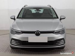Srebrny Używany 2022 VW Golf VIII Kombi | 59 999 zł (Uczciwa cena)