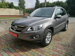 Szary (metalik) Używany 2011 VW Tiguan SUV | 35 900 zł (Super Cena)