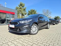 Czarny Używany 2019 Kia Ceed 2 Kombi | 44 900 zł (Uczciwa cena)