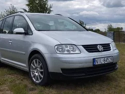 Srebrny Używany 2006 VW Touran Minivan | 11 600 zł (Uczciwa cena)