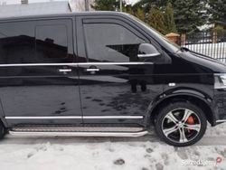 Czarny Używany 2012 VW Multivan Minivan | 100 000 zł (Dość drogi)