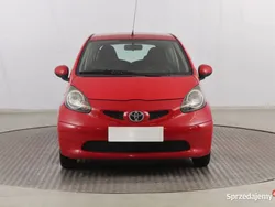 Czerwony Używany 2005 Toyota Aygo Hatchback | 6499 zł (Uczciwa cena)